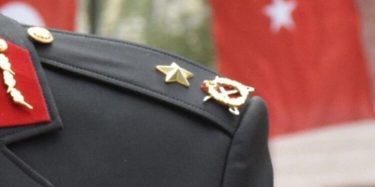 Askerlere cinsel saldırı ile suçlanan albay hakkında tutukluluğa devam kararı