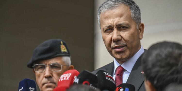 Ayhan Bora Kaplan soruşturmasında 9 polis açığa alındı