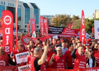 DİSK’ten vergide adalet talebiyle miting: Mücadelemizi yükselteceğiz
