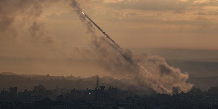 Hamas, Aşkelon’a füzelerle saldırdı