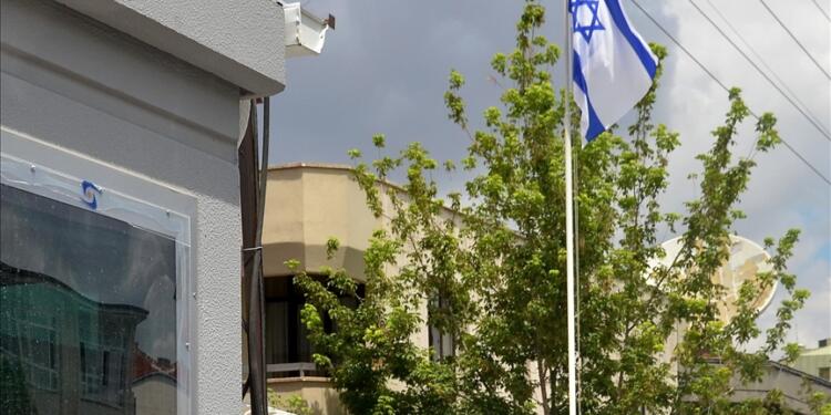 ‘İsrail Türkiye’deki tüm diplomatlarını geri çekti’