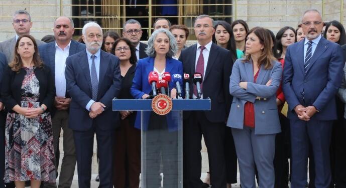 Uçar: Tecrit, çatışma, hak ihlalleri oldukça yeni anayasa olmaz