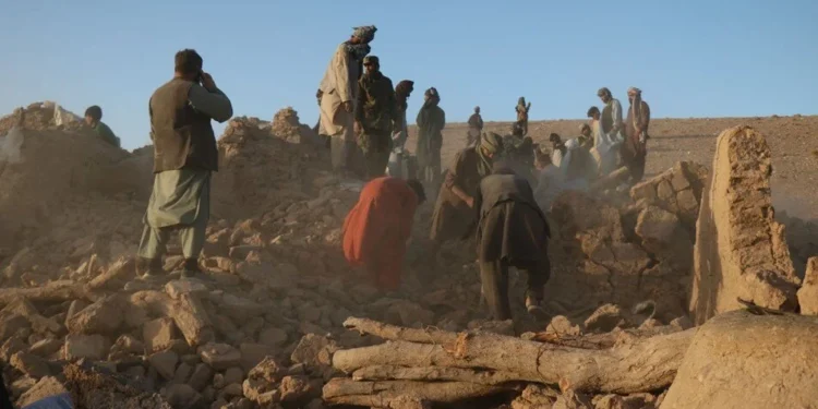 Afganistan’daki depremlerde ölü sayısı artıyor