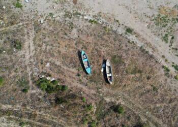 İktidarın suyu ticari meta haline getirme adımları kesintisiz sürerken, kurumasına neden oldukları Marmara Göl'üne Bozdağı'ndan su taşıyamaya çalışması eko-kırımdır.