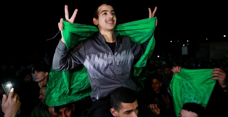 İsrail-Hamas anlaşması: 42 Filistinli tutsak ve 14 rehine serbest bırakılacak