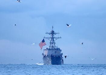 İran, ABD’yi uyardı, Rus savaş uçakları alım prosedürlerini tamamladığını duyurdu