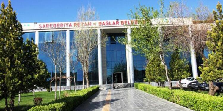 ‘Bankamatik memuru’ Erekli usülsüz bir şekilde özel kalem müdürlüğüne atandı