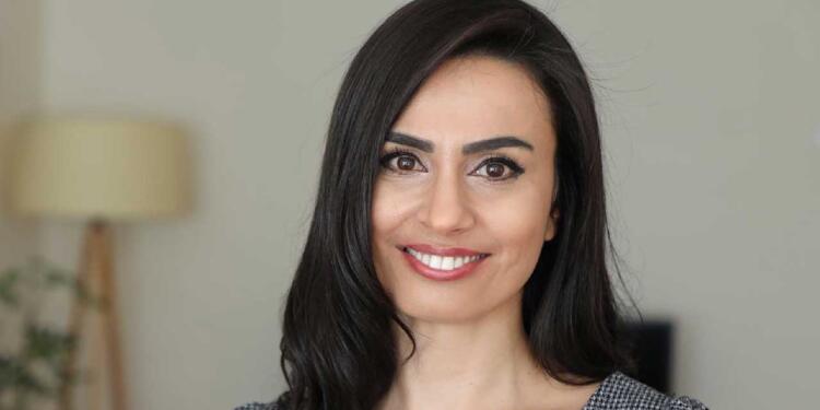 Barış Akademisyeni Mühdan Sağlam görevine iade edildi