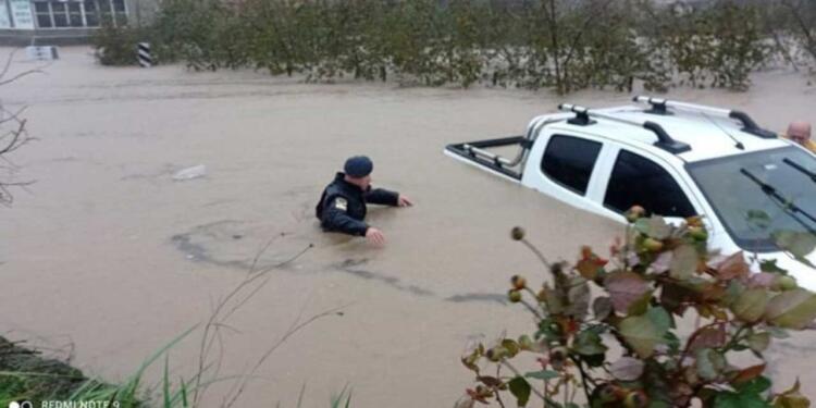 Zonguldak’ta sel sularına kapılan üç kişinin cansız bedenlerine ulaşıldı