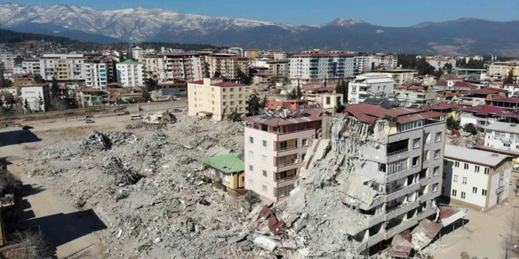 25 kişinin ölümüne yol açan binada zemin etüdünün yapılmadığı ortaya çıktı