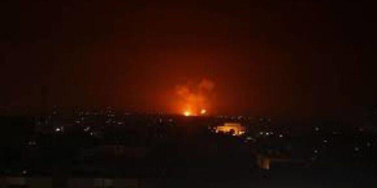 İsrail, Suriye ve Lübnan’da Hizbullah’ı vurdu