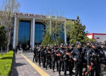 AKP’li belediyede başkan yardımcısı ‘rüşvet’ten tutuklandı