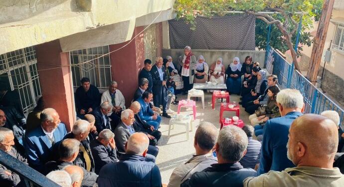 Yeşildeniz’in taziyesine kitlesel ziyaret