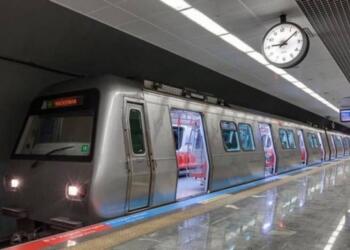İstanbul metrosunda intihar girişimi: Seferler iptal