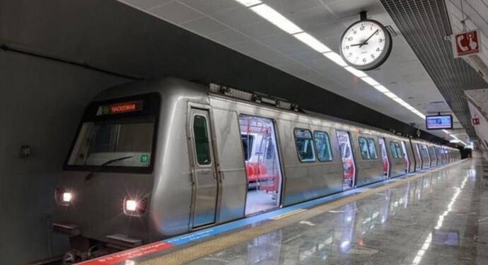 İstanbul metrosunda intihar girişimi: Seferler iptal