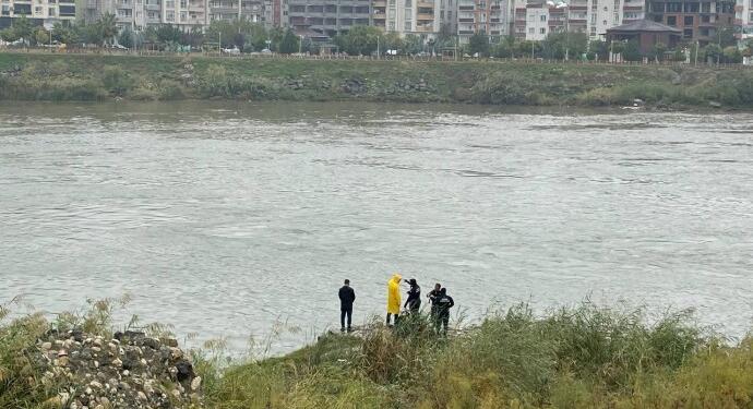 Cizîr’de akıntıya kapılan çocuk kayıp