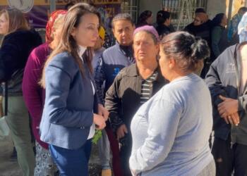 25 Kasım | Hatimoğulları Defne’de depremzede kadınlarla bir araya geldi