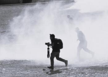 DFG: Gazetecilere saldırılar Ekim ayında arttı