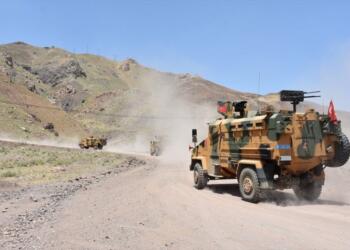 Gever’de birçok alanda askeri operasyon başlatıldı