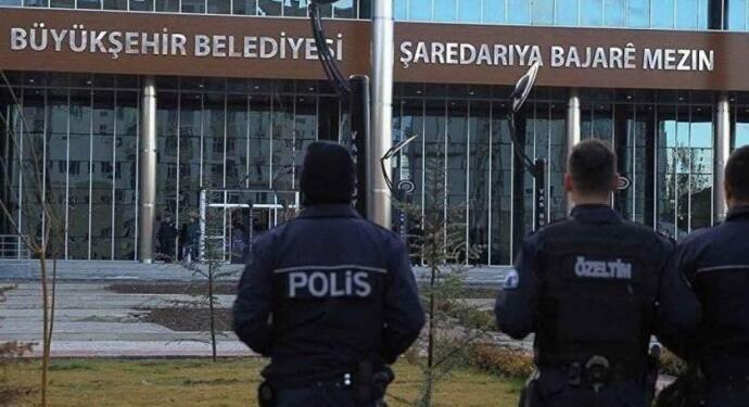 Kayyum yönetimindeki belediye borç batağında: Faize 40 milyon TL ödeme!