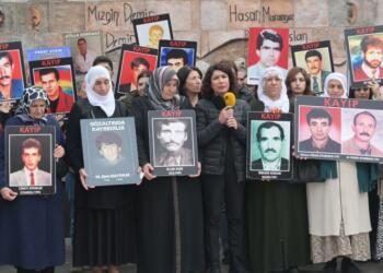 Kayıp yakınları ‘kaybedilen’ ve katledilen kadınların akıbetini sordu