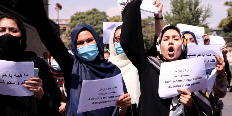 Afganistanlı Paryani: Sadece Taliban’a değil ona sessiz kalan dünyaya karşı da duruyoruz