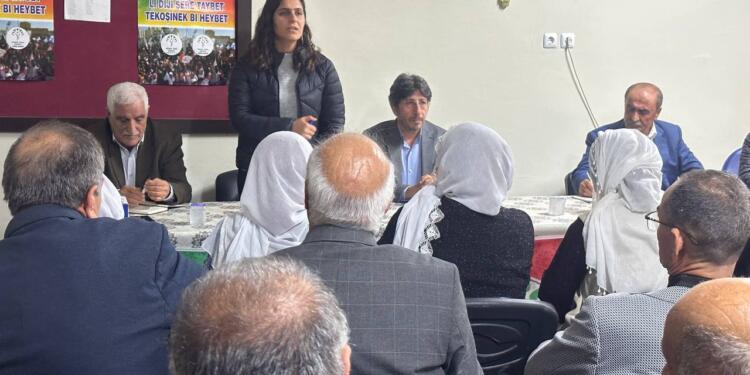 Ceyhan’da halk toplantısı: İmralı tecridi kırılmalı