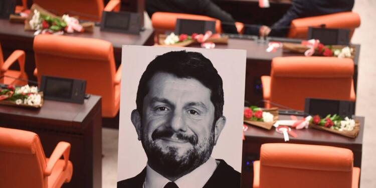 AYM’nin Atalay kararını tanımayan Yargıtay’dan, AYM üyeleri hakkında suç duyurusu