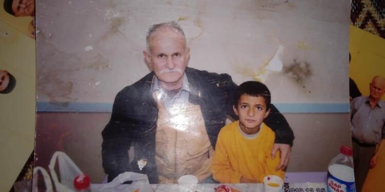 Beyin kanaması geçiren tutsağa yoğun bakımda kelepçe takıldı