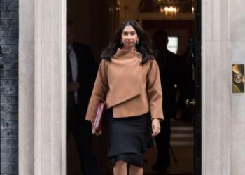 İngiltere’de Filistin tartışması: İçişleri Bakanı görevden alındı