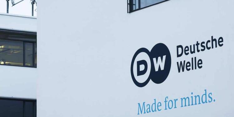 DW Türkçe yine engellendi