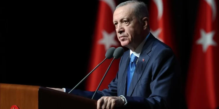 Erdoğan: 5 bin liralık ikramiyeyi çalışan emekliler de alacak