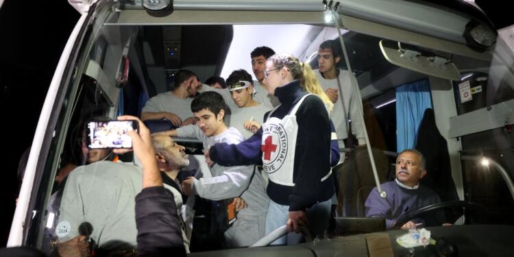 ‘İnsani ara’ 5’inci gününde: 51 İsralli, 150 Filistinli serbest kaldı