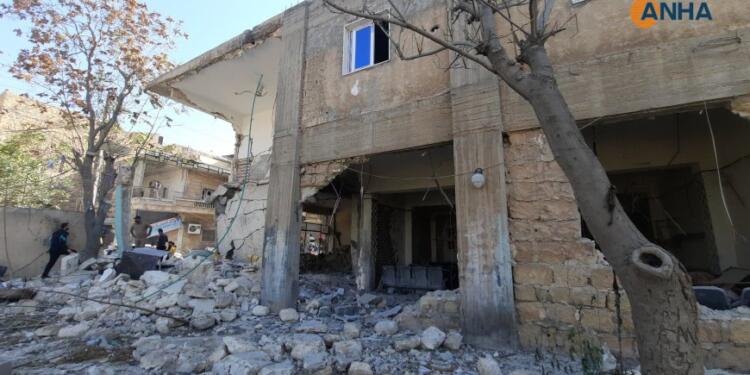 Minbic Gençlik Meclisi önünde patlama