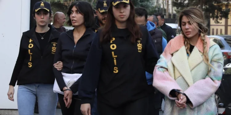 Nihal ve Bahar Candan kardeşler hakkında tutuklama talebi