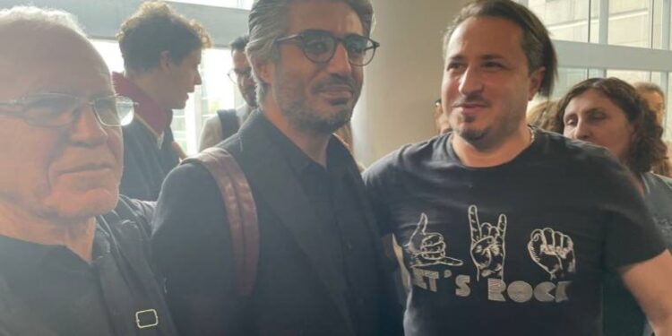 Gazeteci Pehlivan yarın tekrar cezaevine girecek