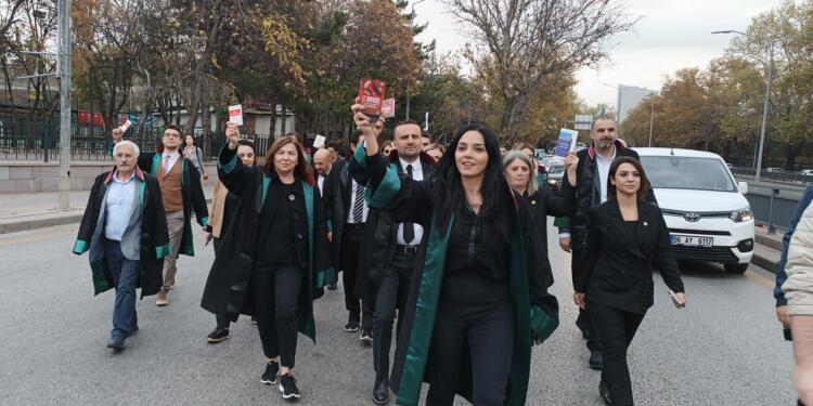 Ankara Barosu Yargıtay önünde