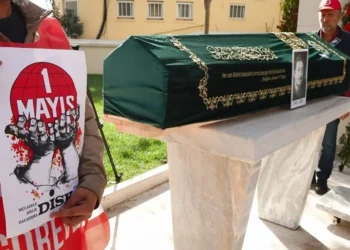 1 Mayıs afişinin yaratıcısı Orhan Taylan uğurlandı