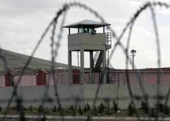 Tutsakların ‘açlık grevi’ 21’inci gününde