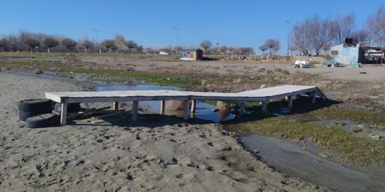 Yağışlar Wan Gölü’nü kurtarmadı