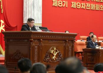 Kuzey Kore liderinden ‘savaş hazırlıklarını hızlandırın’ çağrısı