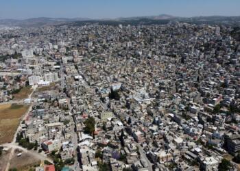 İsrail ordusu Cenin Mülteci Kampı’nda birçok noktaya baskın düzenledi