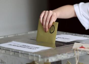 32 kentte oy kullanma saatleri değişecek