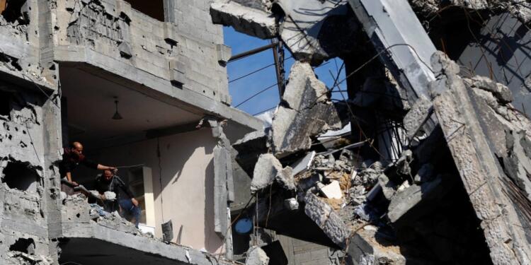 Gazze’de can kaybı 17 bin 487’ye yükseldi