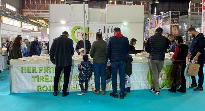 Mezopotamya Kitap Fuarı’na 45’ten fazla Kürt yayın evi katıldı