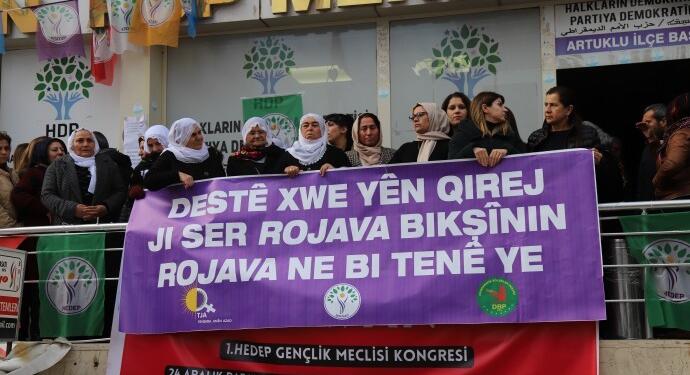 Türkiye’nin saldırıları birçok kentte protesto edildi