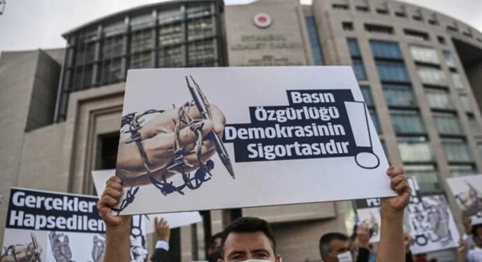 RSF: 521 gazeteci tutsak, Kürt gazeteciler ise ‘özel hedef’