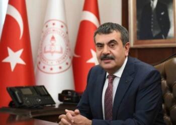 Sanatçılar Girişimi’nden Bakan Tekin’in görevden alınması çağrısı