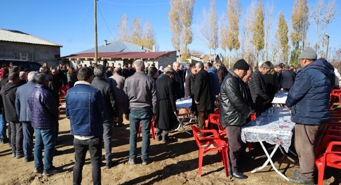 Cenazesi kutuda verilen Azad Satılmış’ın taziyesine kitlesel ziyaret