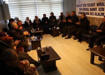 Adalet Nöbeti eylemlerinde ‘kararlıyız’ mesajı